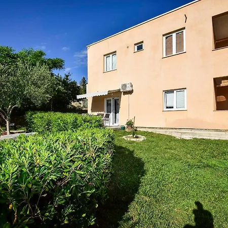 Jidra A3 1 Bedroom Apts 3* Ražanac