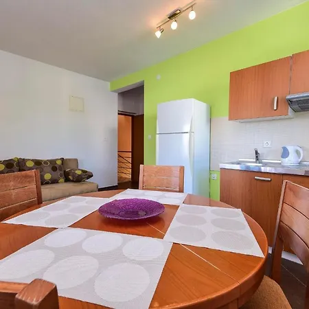 Jidra A3 1 Bedroom Apts Pensionat Ražanac