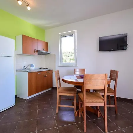 Jidra A3 1 Bedroom Apts 3* Ražanac