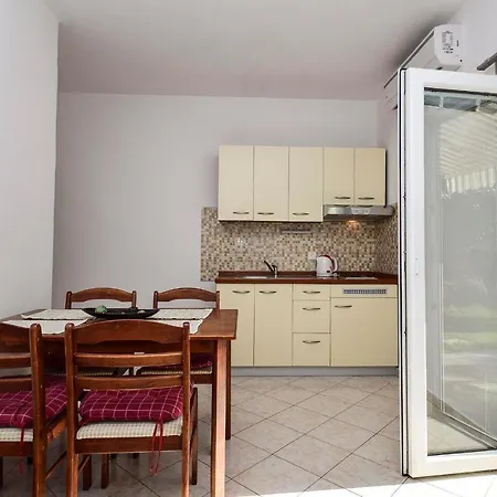 Pensionat Jidra A3 1 Bedroom Apts Ražanac