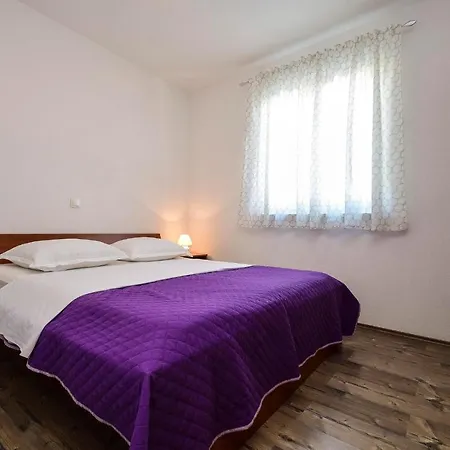 Guest house Jidra A3 1 Bedroom Apts 3*